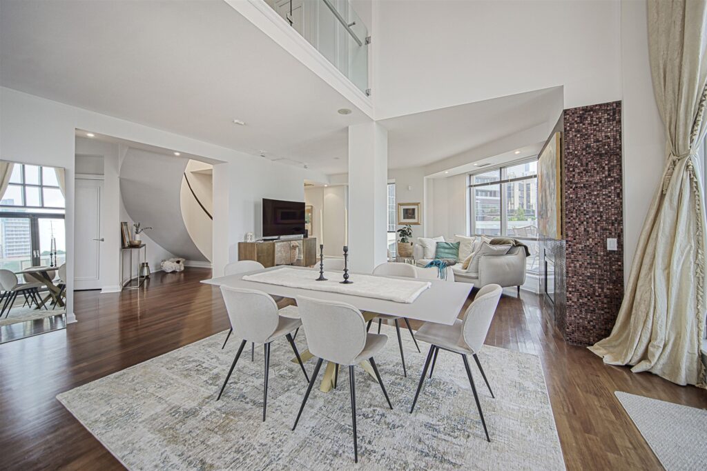 14-DiningRoom_3