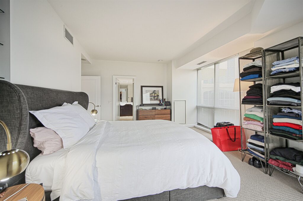 35-Bedroom_Primary_2