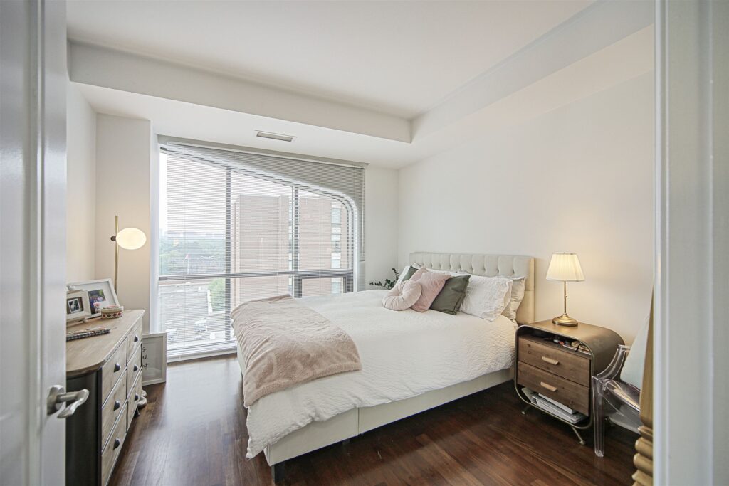40-Bedroom2_1