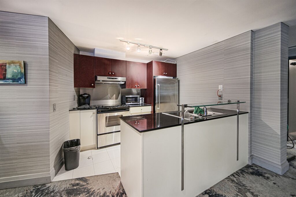 45-Amenities_PartyRoom_2