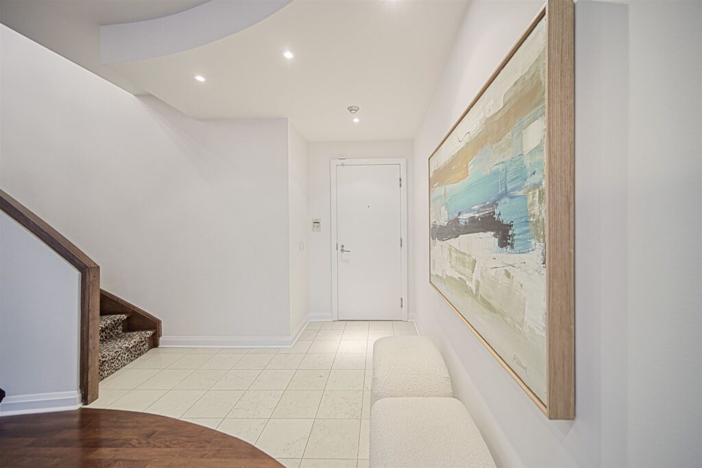 8-Foyer_2